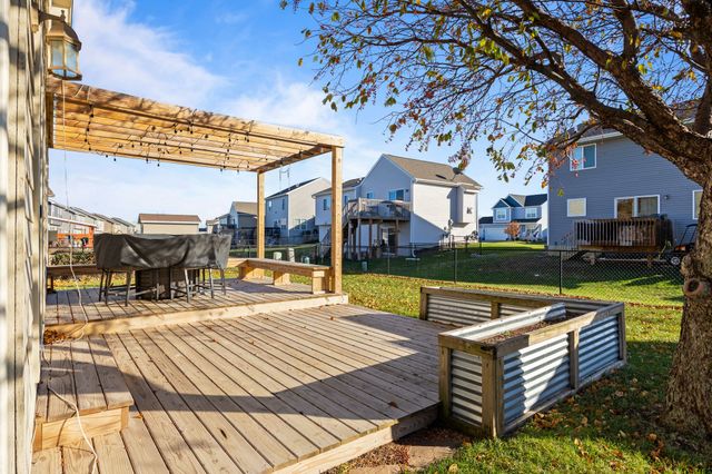 817 35th Street SW, Bondurant, IA 50035