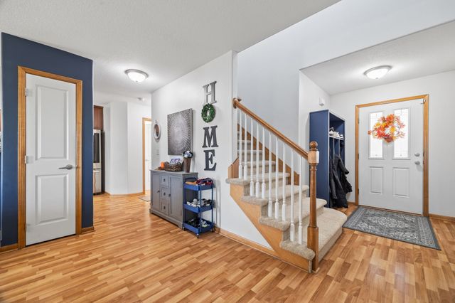 817 35th Street SW, Bondurant, IA 50035