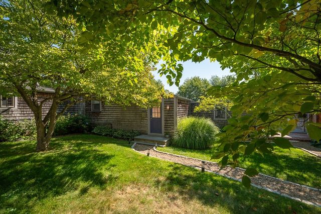 7 John Wise Ave 2, Essex, MA 01929
