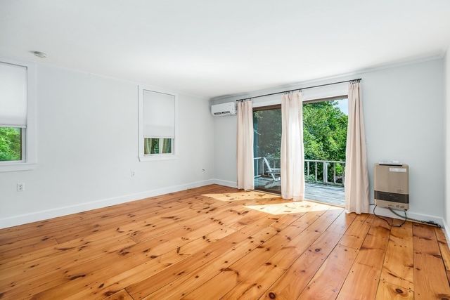 7 John Wise Ave 2, Essex, MA 01929