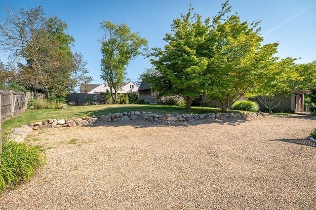 7 John Wise Ave 2, Essex, MA 01929