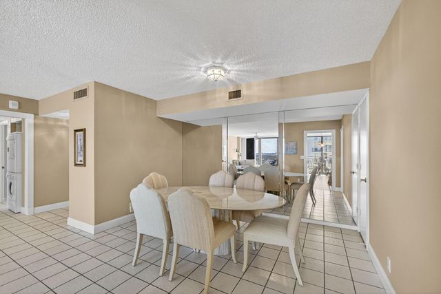 3400 N Ocean Drive 1706, Singer Island, FL 33404