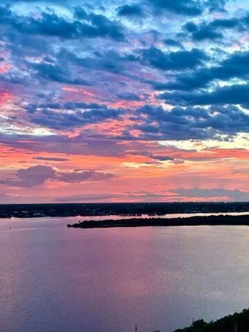 3400 N Ocean Drive 1706, Singer Island, FL 33404