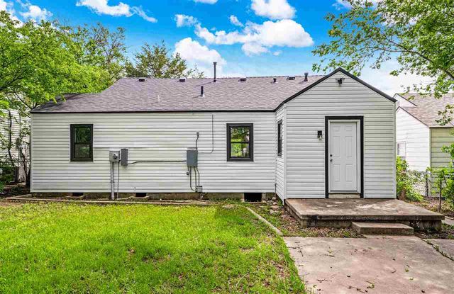 1149 NW Oak Ave, Lawton, OK 73507