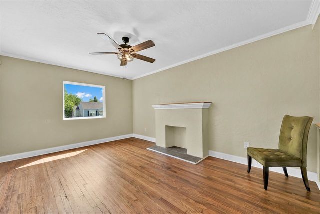 1149 NW Oak Ave, Lawton, OK 73507