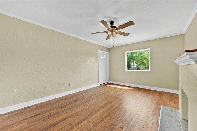 1149 NW Oak Ave, Lawton, OK 73507