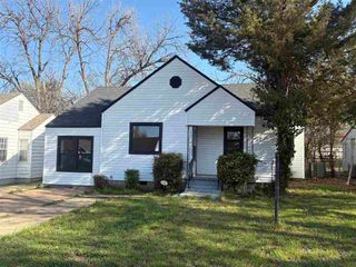 1149 NW Oak Ave, Lawton, OK 73507