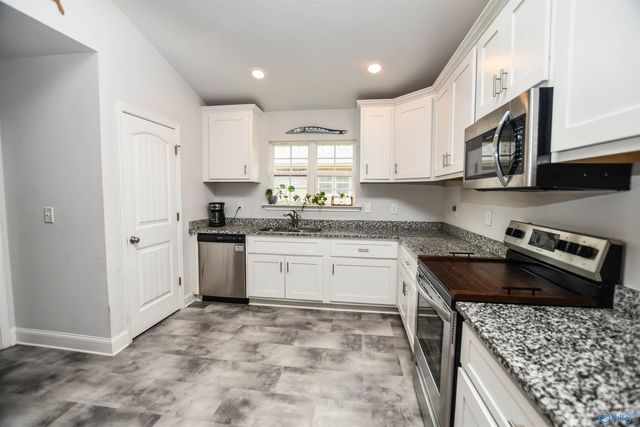 194 Abercorn Drive, Madison, AL 35756