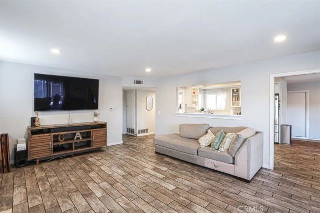 1123 S Chantilly, Anaheim, CA 92806