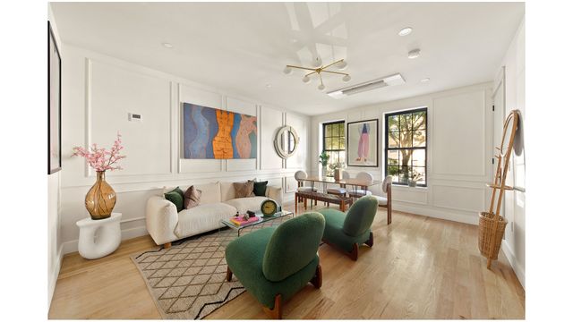69 CLERMONT Avenue, New York City, NY 11205