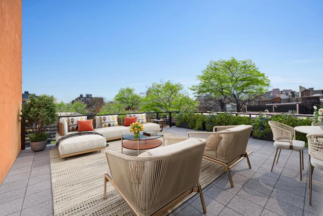 69 CLERMONT Avenue, New York City, NY 11205