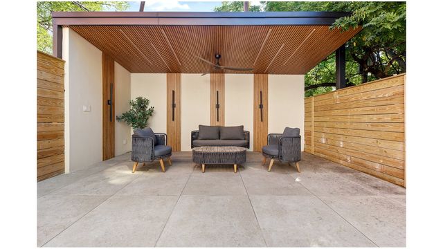 69 CLERMONT Avenue, New York City, NY 11205