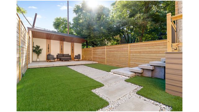 69 CLERMONT Avenue, New York City, NY 11205