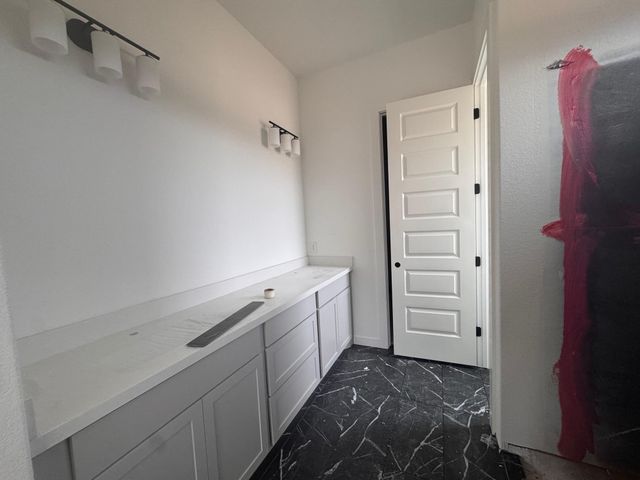 200 Bishop Wood RD, Dripping Springs, TX 78620