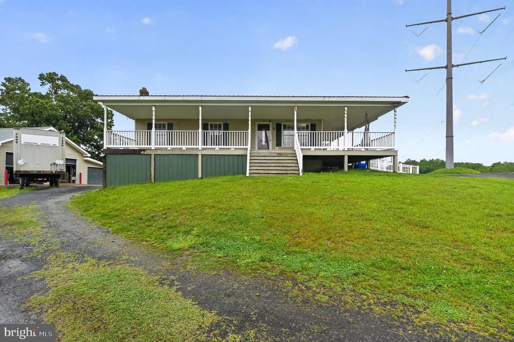 18628 SPRINGS RD, Jeffersonton, VA 22724