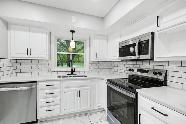 723 Parchmount Avenue, Parchment, MI 49004