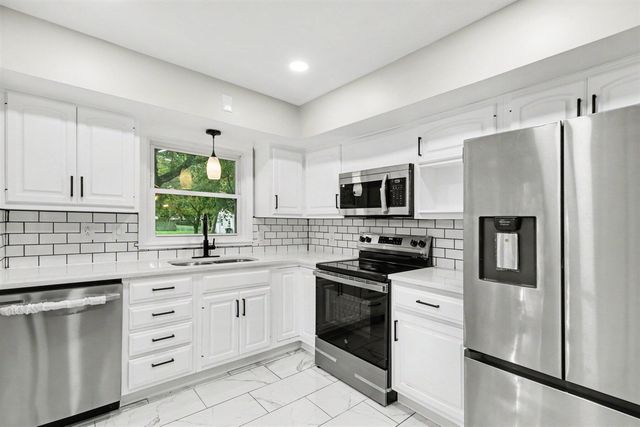 723 Parchmount Avenue, Parchment, MI 49004