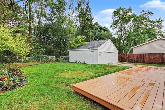 723 Parchmount Avenue, Parchment, MI 49004