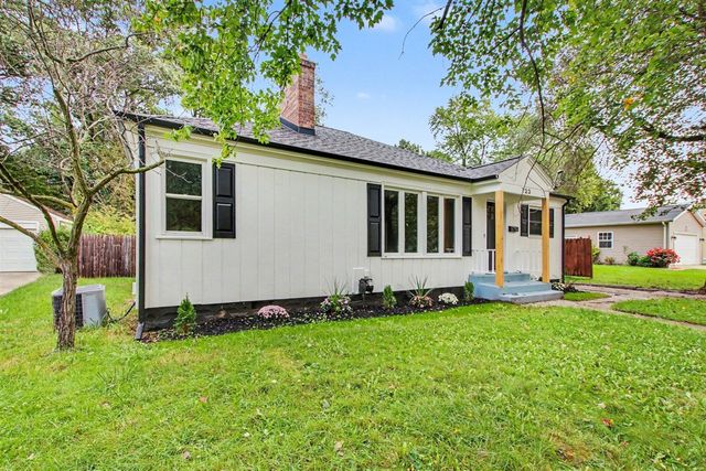 723 Parchmount Avenue, Parchment, MI 49004