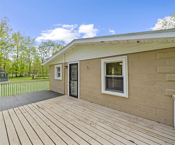 24118 Martinsville Road, Belleville, MI 48111