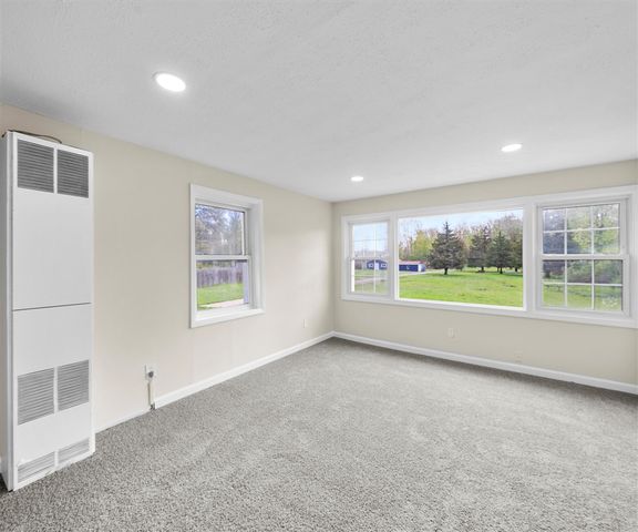 24118 Martinsville Road, Belleville, MI 48111