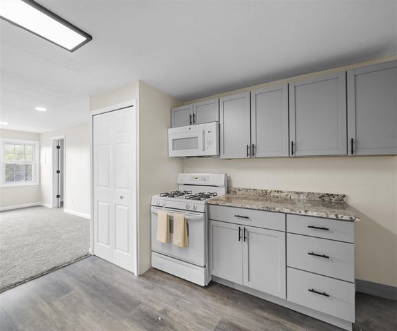 24118 Martinsville Road, Belleville, MI 48111