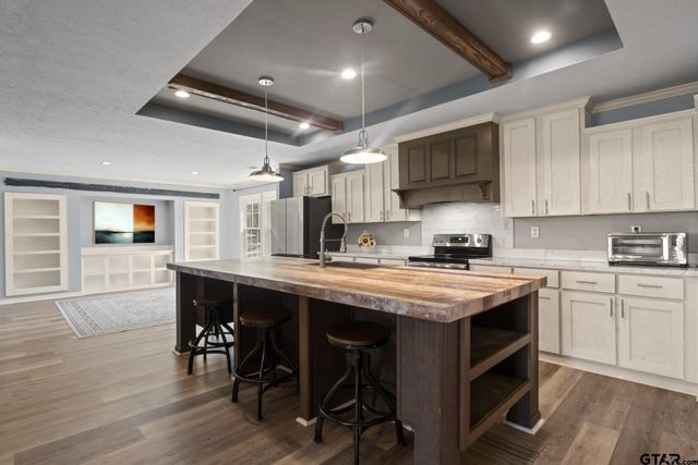 535 NE County Road 2060, Mt Vernon, TX 75457