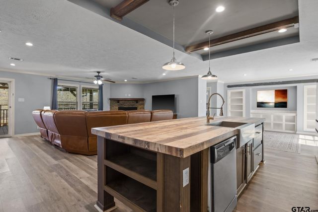 535 NE County Road 2060, Mt Vernon, TX 75457