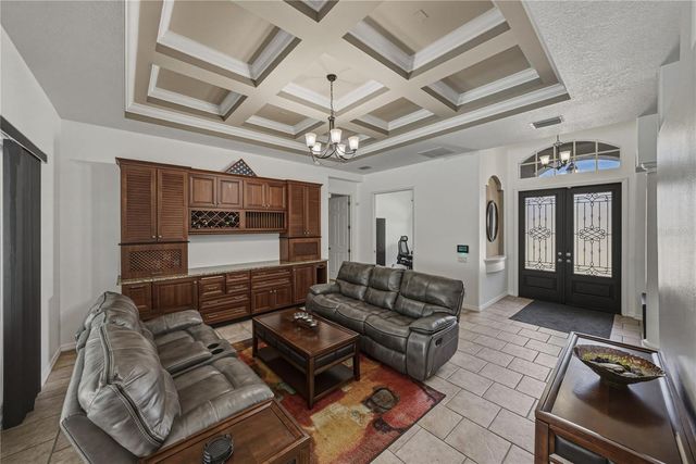 6105 AUDUBON MANOR BOULEVARD, Lithia, FL 33547