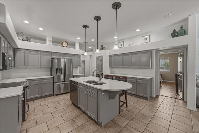 6105 AUDUBON MANOR BOULEVARD, Lithia, FL 33547