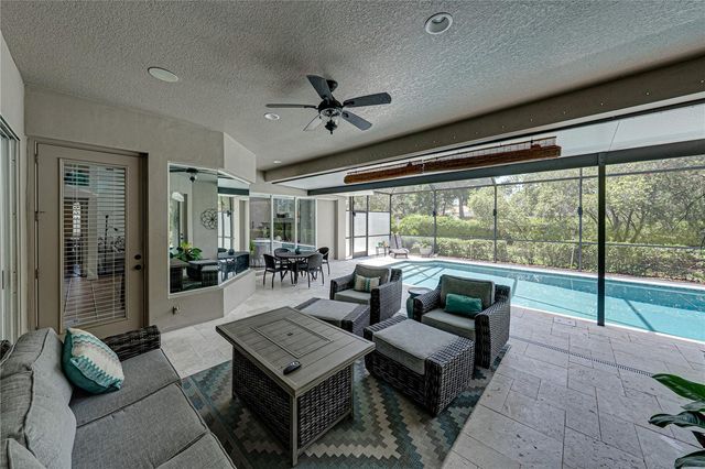 6105 AUDUBON MANOR BOULEVARD, Lithia, FL 33547