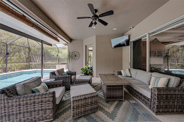6105 AUDUBON MANOR BOULEVARD, Lithia, FL 33547