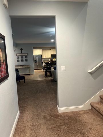 2933 N Hornet Avenue, Fresno, CA 93737