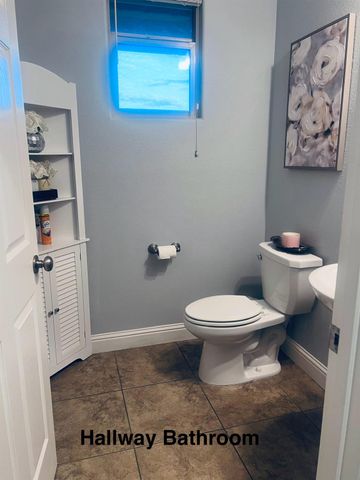 2933 N Hornet Avenue, Fresno, CA 93737