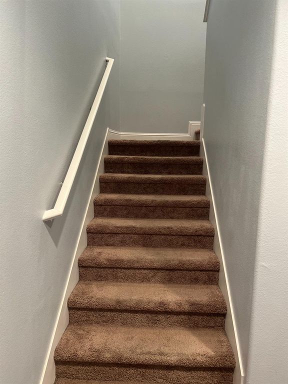 Image 21 of property listing at 2933 N Hornet Avenue, Fresno, CA 93737