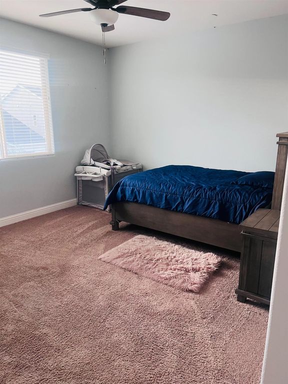 Image 29 of property listing at 2933 N Hornet Avenue, Fresno, CA 93737