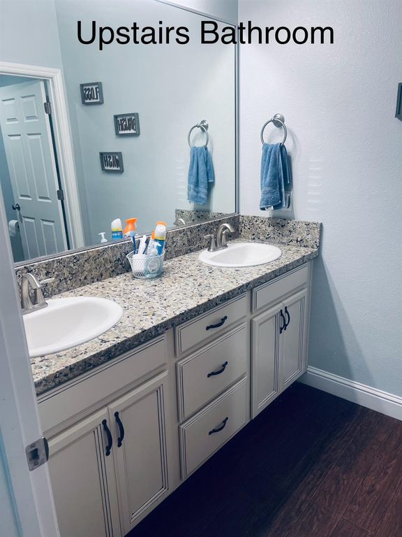 Image 44 of property listing at 2933 N Hornet Avenue, Fresno, CA 93737