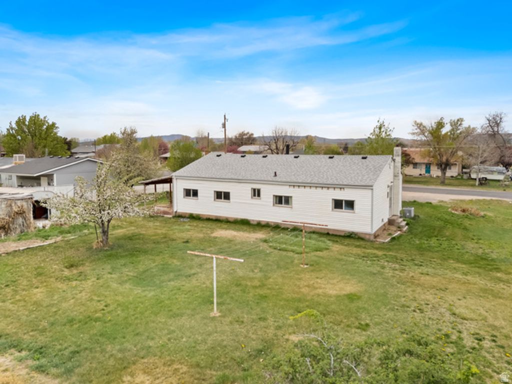 Image 27 of property listing at 194 N 500 E, Nephi, UT 84648