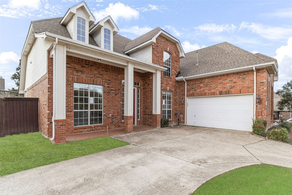 2622 Westwind Drive, Corinth, TX 76210