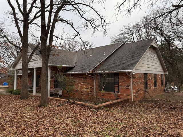 42 Pam Drive, Shawnee, OK 74804