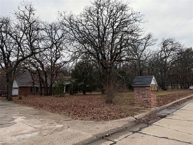 42 Pam Drive, Shawnee, OK 74804