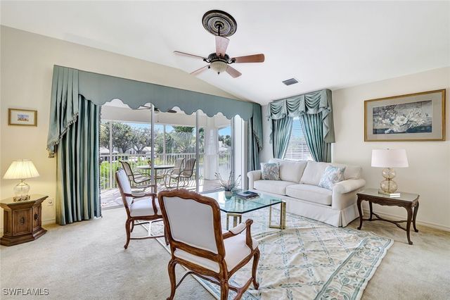 6200 Reserve CIR 404, Naples, FL 34119