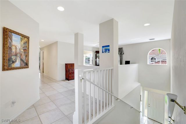 6200 Reserve CIR 404, Naples, FL 34119