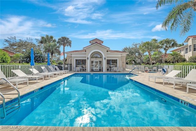 6200 Reserve CIR 404, Naples, FL 34119