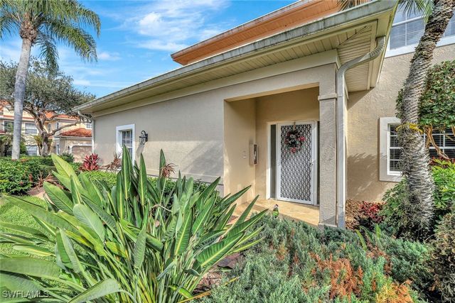 6200 Reserve CIR 404, Naples, FL 34119