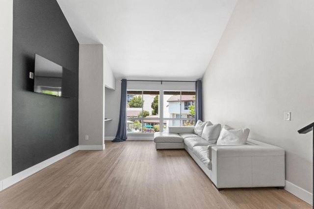 6191 Rancho Mission Rd 306, San Diego, CA 92108