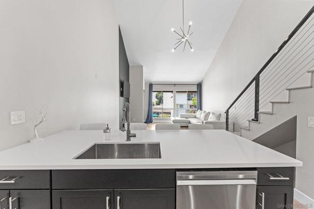 6191 Rancho Mission Rd 306, San Diego, CA 92108