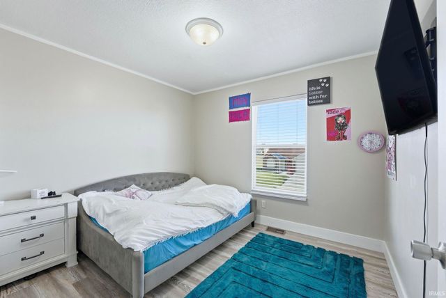 12104 Tapered Bank Run, Fort Wayne, IN 46818