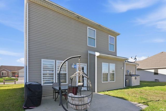 12104 Tapered Bank Run, Fort Wayne, IN 46818