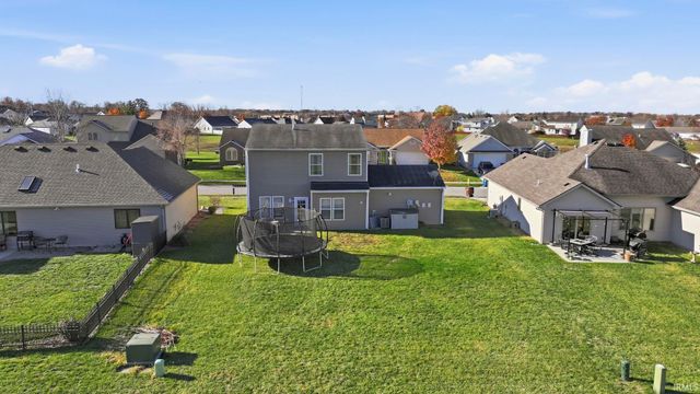 12104 Tapered Bank Run, Fort Wayne, IN 46818